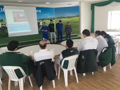 Sütaş “LİDERLİG Takım Lideri Gelişim Programı” 3. Modül   Maçı Kazandıran Geribildirim   4 Grup Eğitimi Tamamlandı
